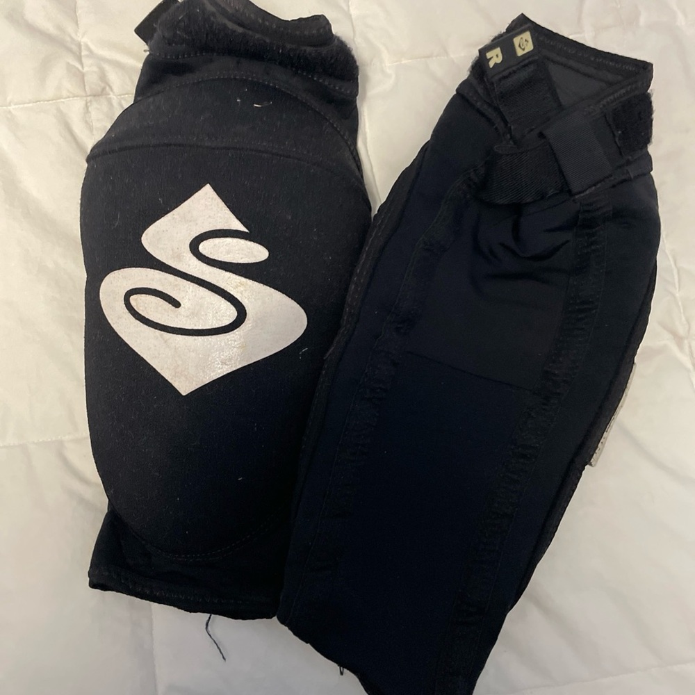 Sweet Protection Elbow Guards - size small